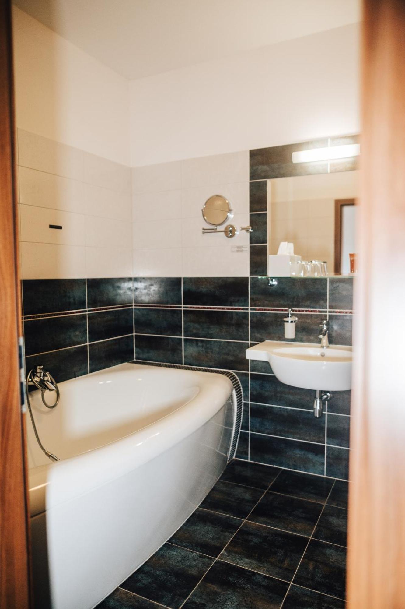 Hotel Elegance Šumperk Dış mekan fotoğraf