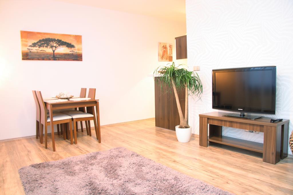 Hotel Elegance Šumperk Dış mekan fotoğraf